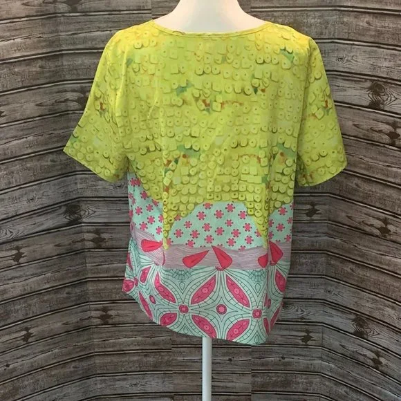 Bright & Bold Short Sleeve Top NWOT - Picture 5 of 5